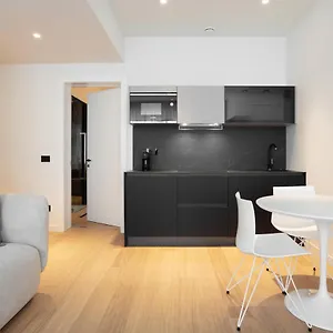  Appartamento Sant'ambrogio Apartments, Reception H24 Italia